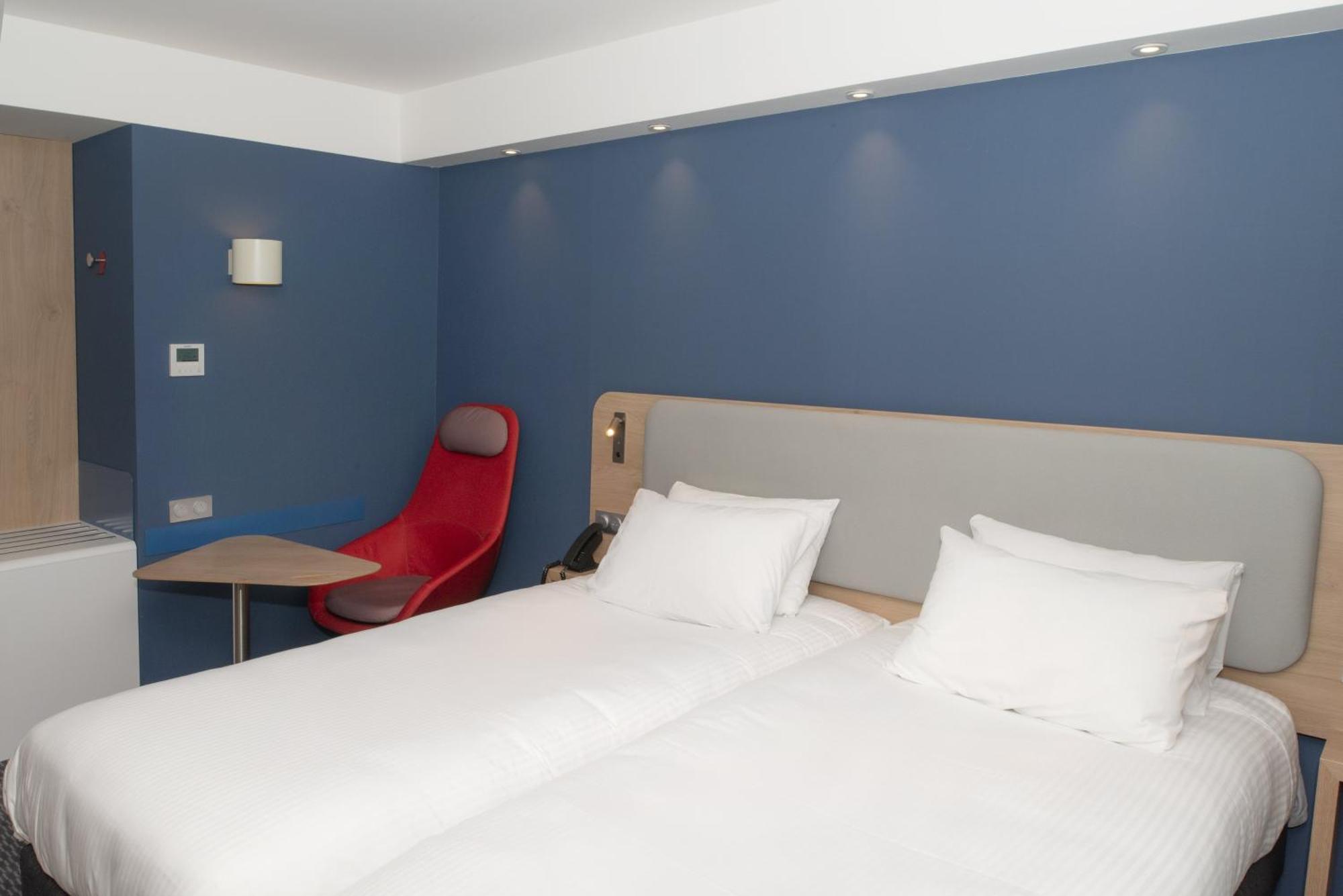 Holiday Inn Express Caen Epron By Ihg Extérieur photo
